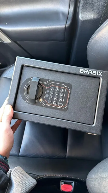 Выезд к клиенту — сейф Brabix, Омкей